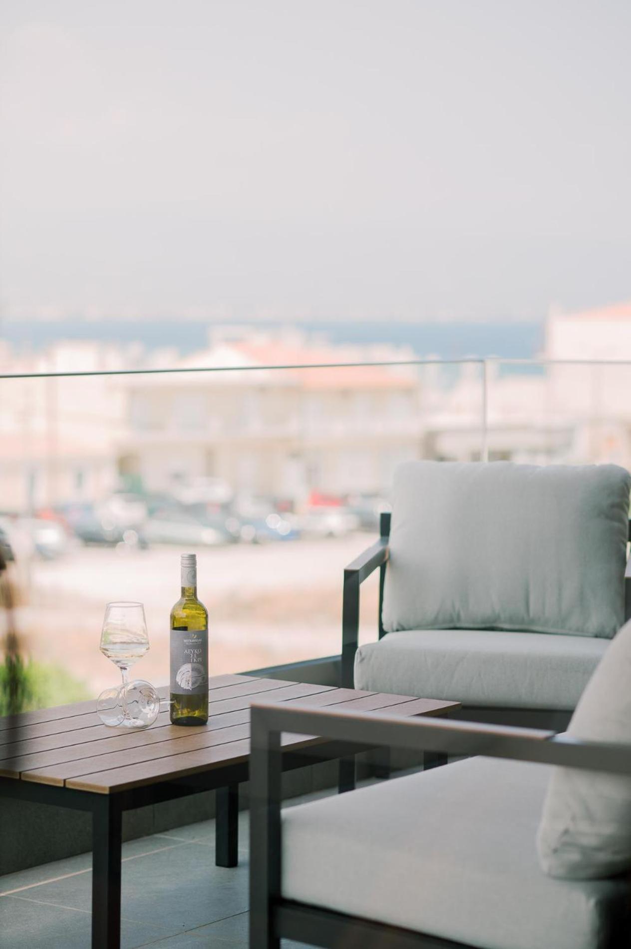 Hama Luxury Seaside Apartments Corinth Экстерьер фото
